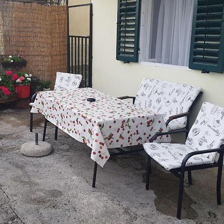 Apartment Lidija Херцег Нови Екстериор снимка