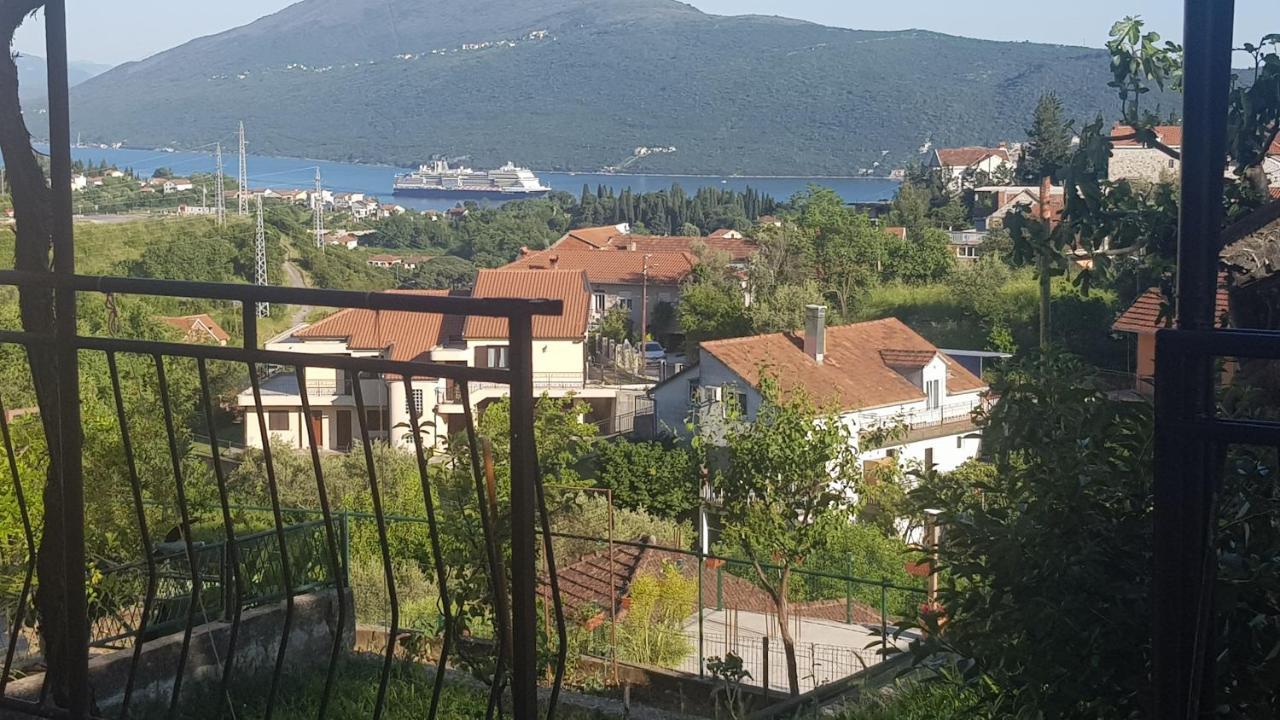 Apartment Lidija Херцег Нови Екстериор снимка