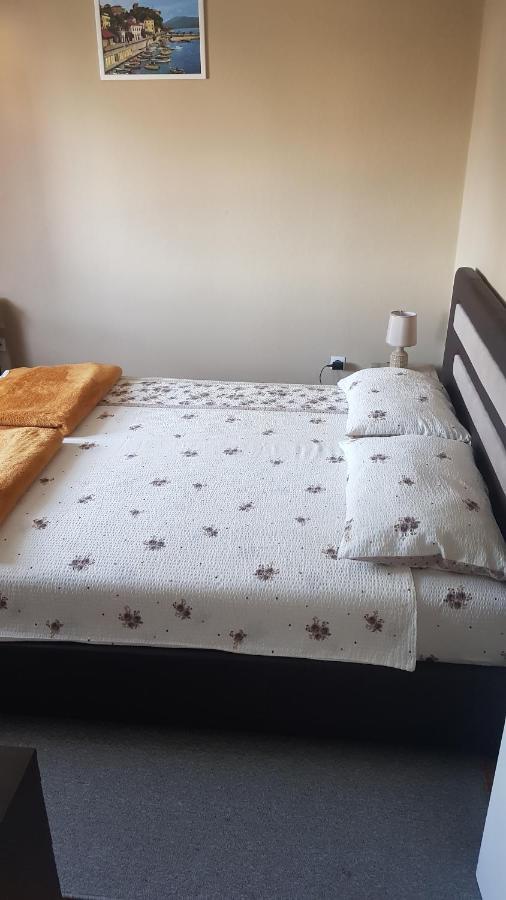 Apartment Lidija Херцег Нови Екстериор снимка