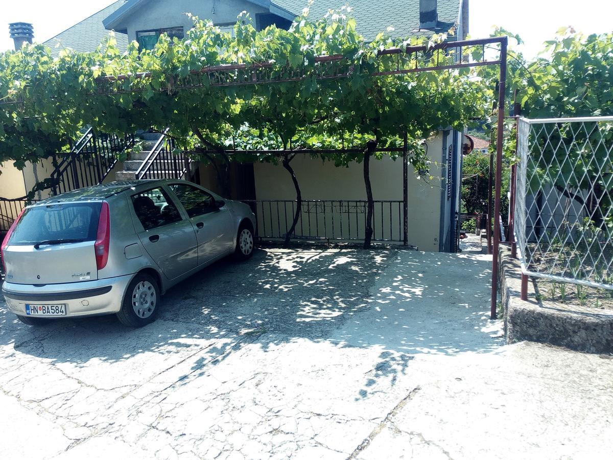 Apartment Lidija Херцег Нови Екстериор снимка
